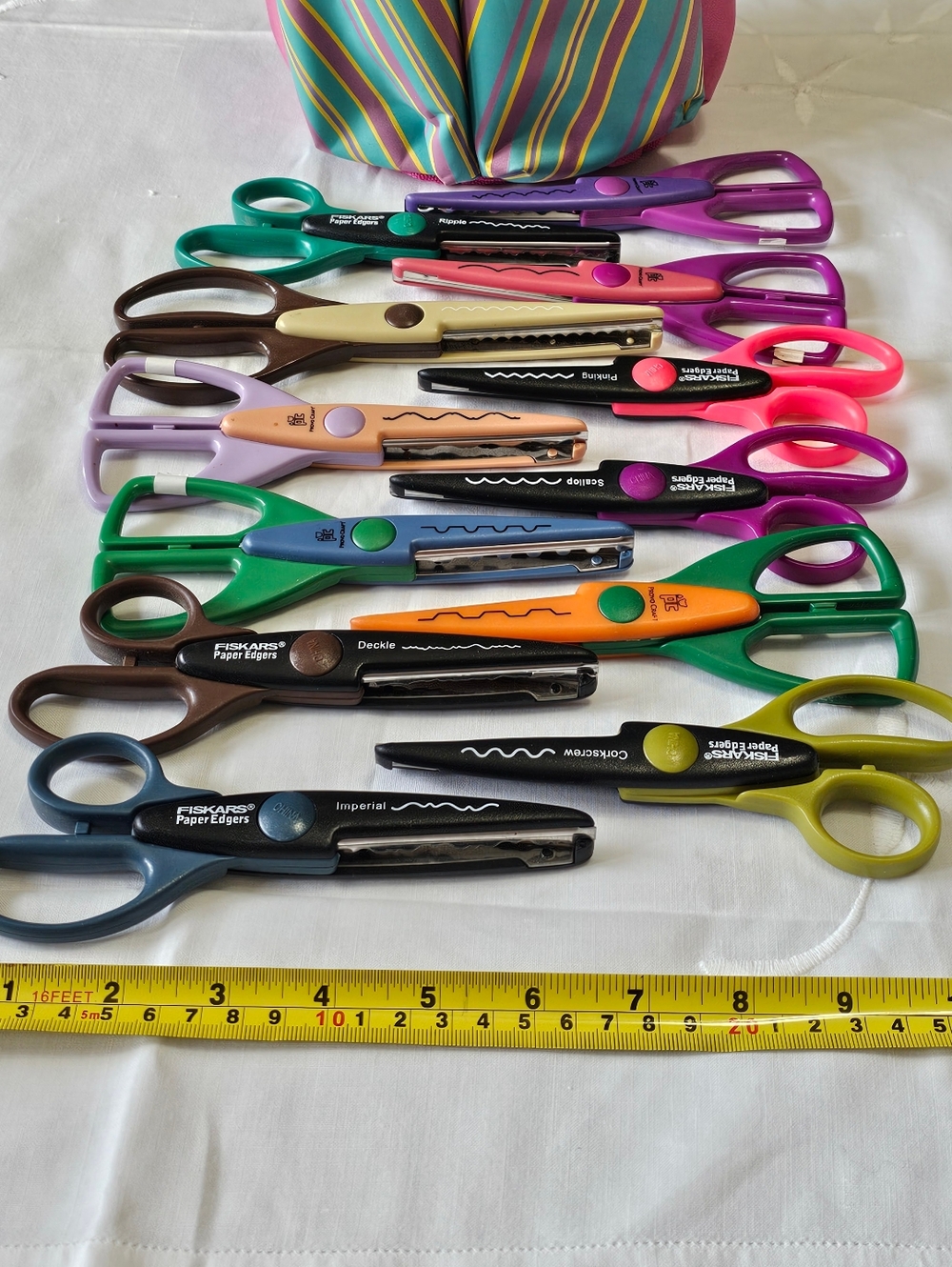 Craft Caddy with 12 Decorative Edge Scissors Set - Picture 4 of 9